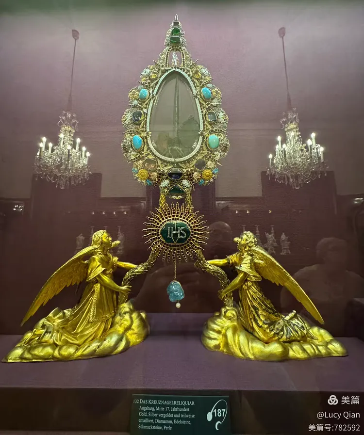 维也纳的茜茜公主博物馆、皇家珍宝馆、莫扎特雕像